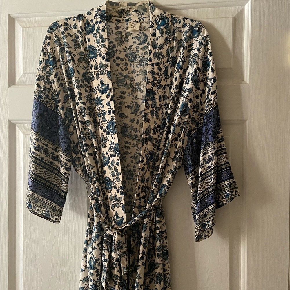 Good Hart kimono robe